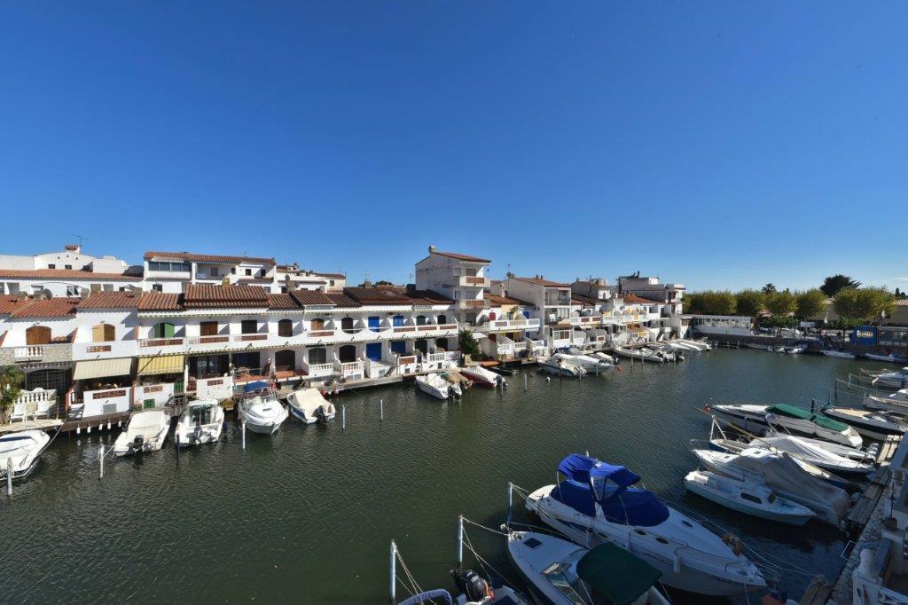 D-Lux Studio Apartamento Ampuriabrava Exterior foto